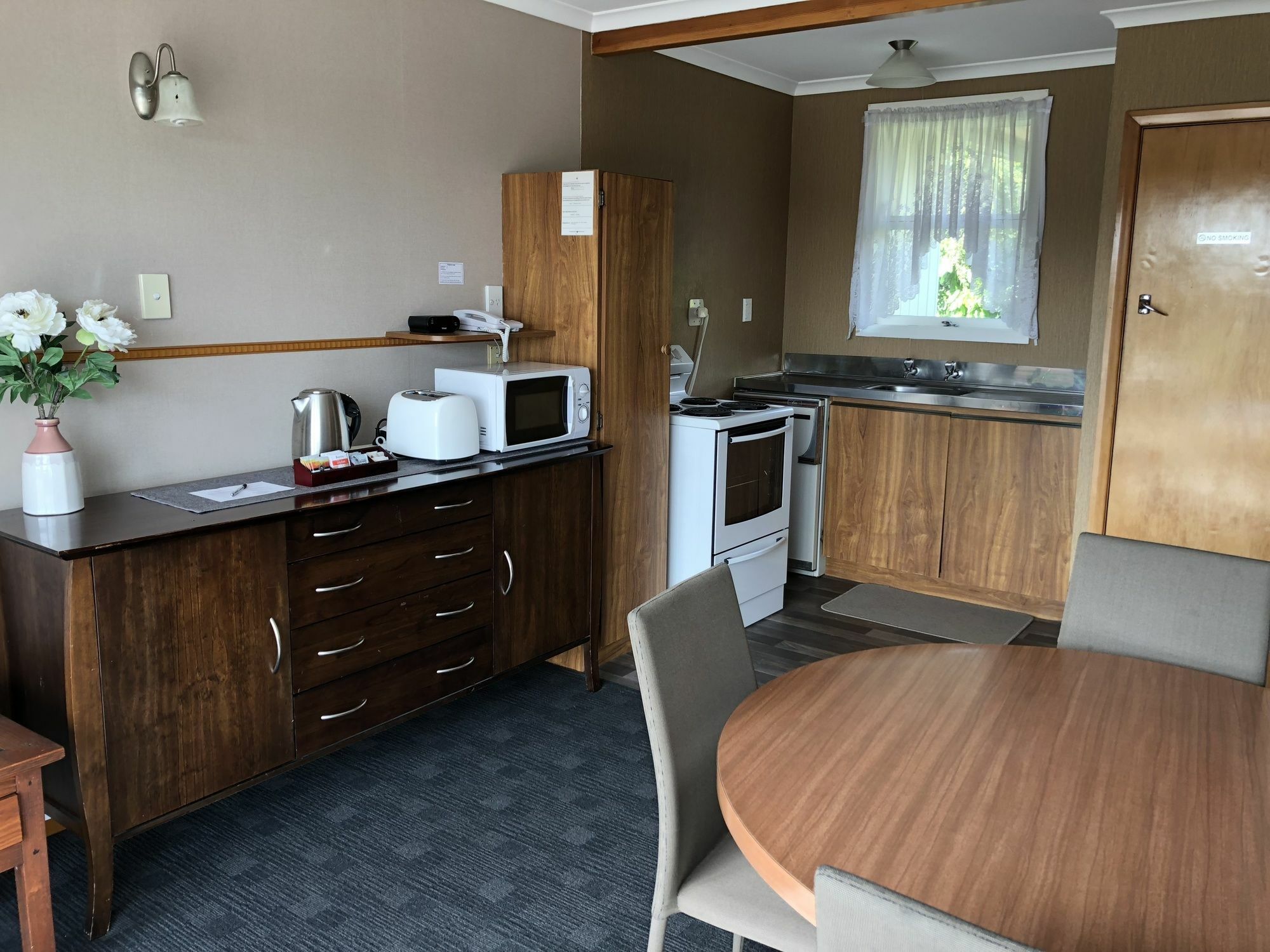 Dunrovin Motel Tauposee Exterior foto